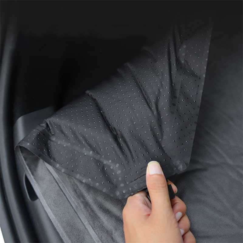 Campingmatras — Tesla Model 3 & Model Y